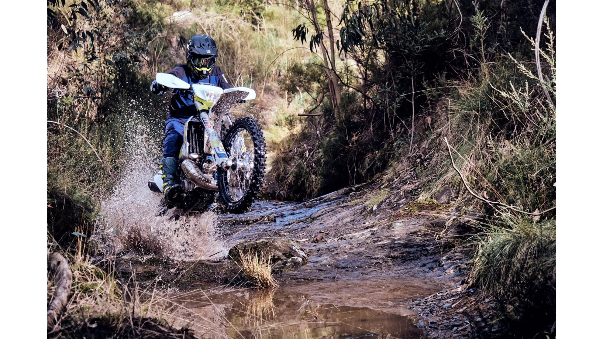 Husqvarna TE 300i - Image 2 Husqvarna TE 300i - Image 2