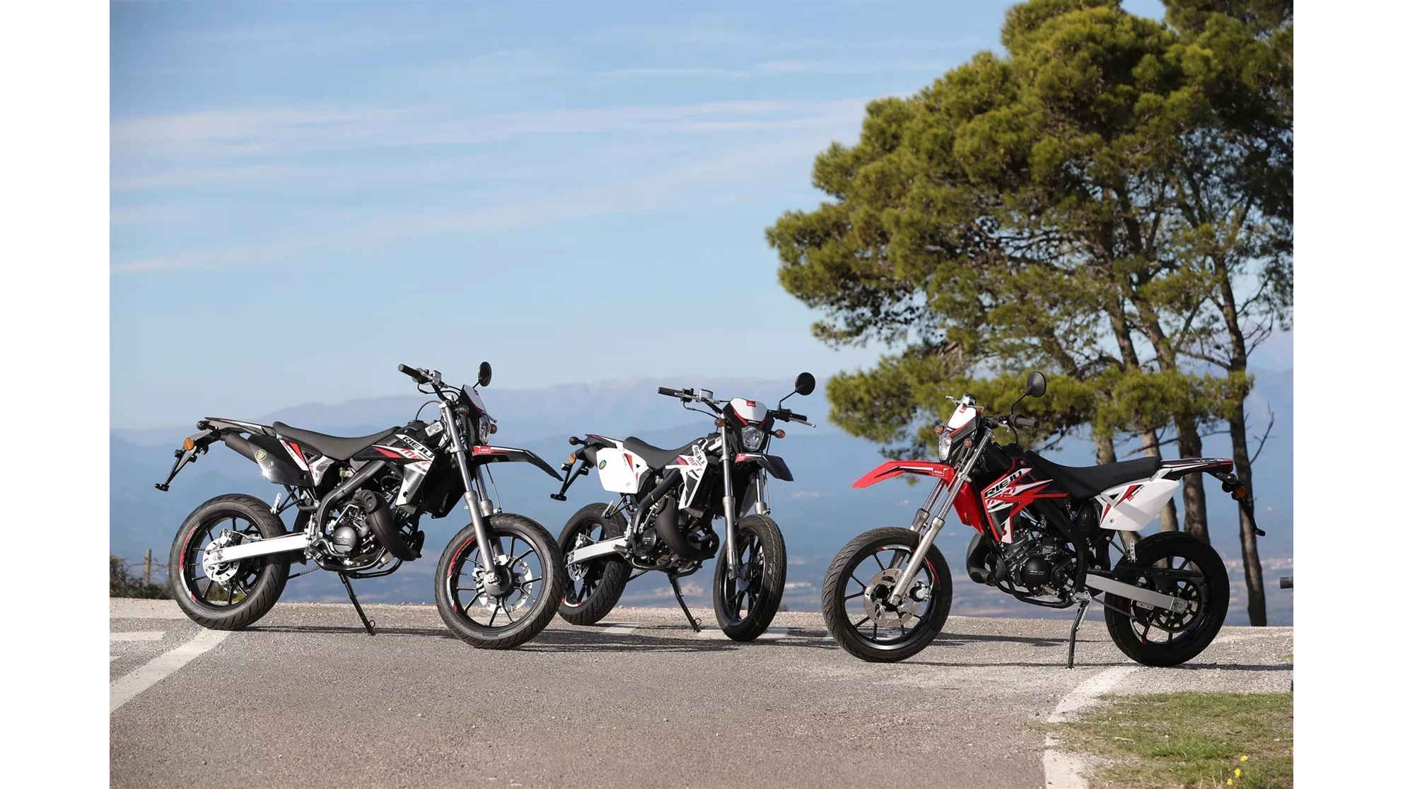 Rieju MRT 50 SM - Image 5 Rieju MRT 50 SM - Image 5