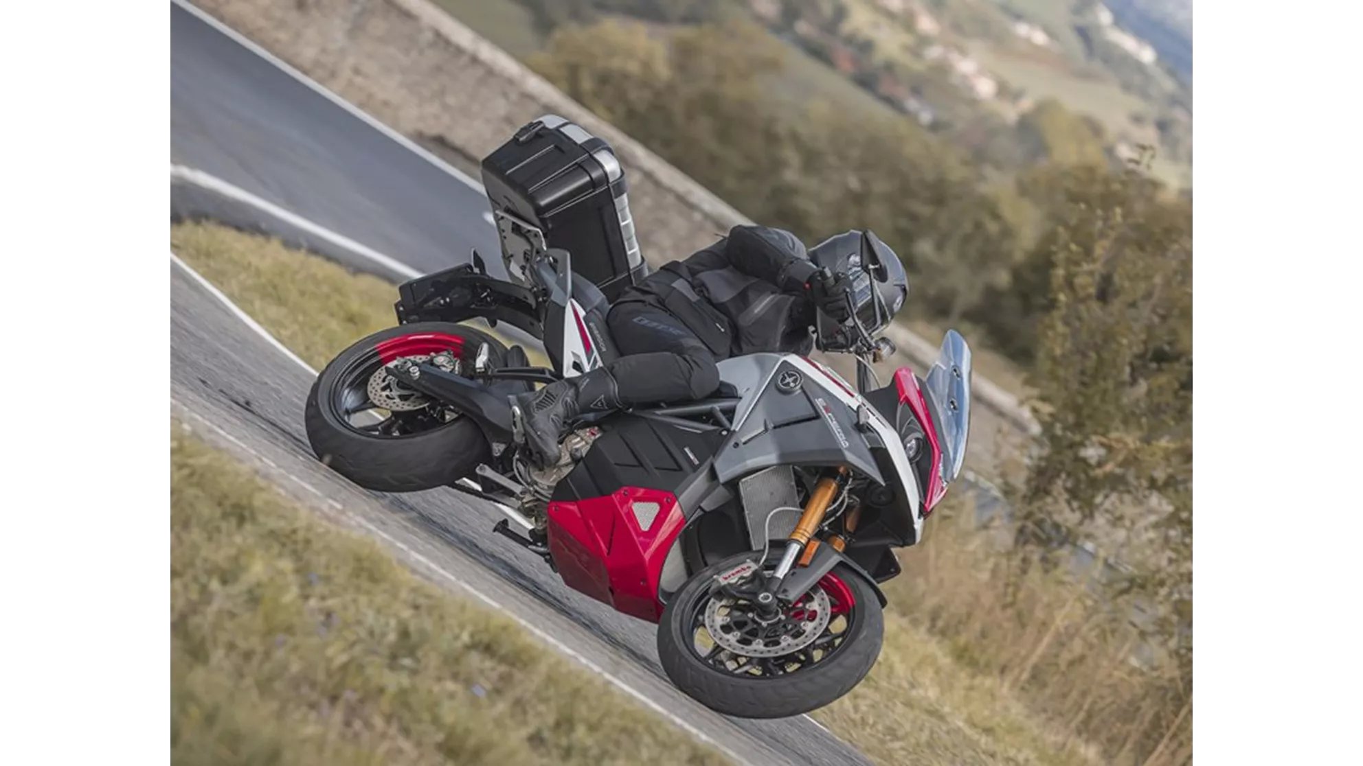Energica Experia - Image 3 Energica Experia - Image 3