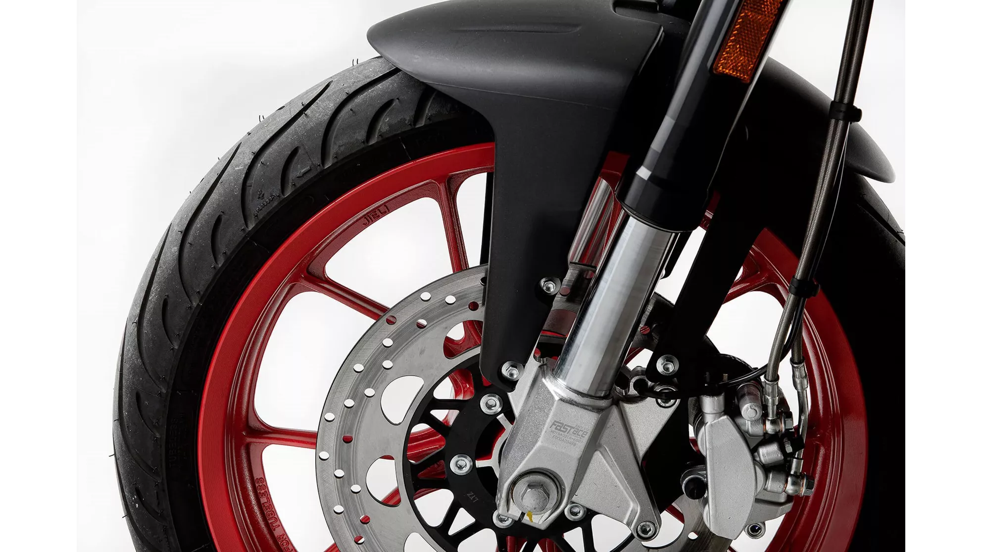 SWM Varez 125 - Image 9 SWM Varez 125 - Image 9