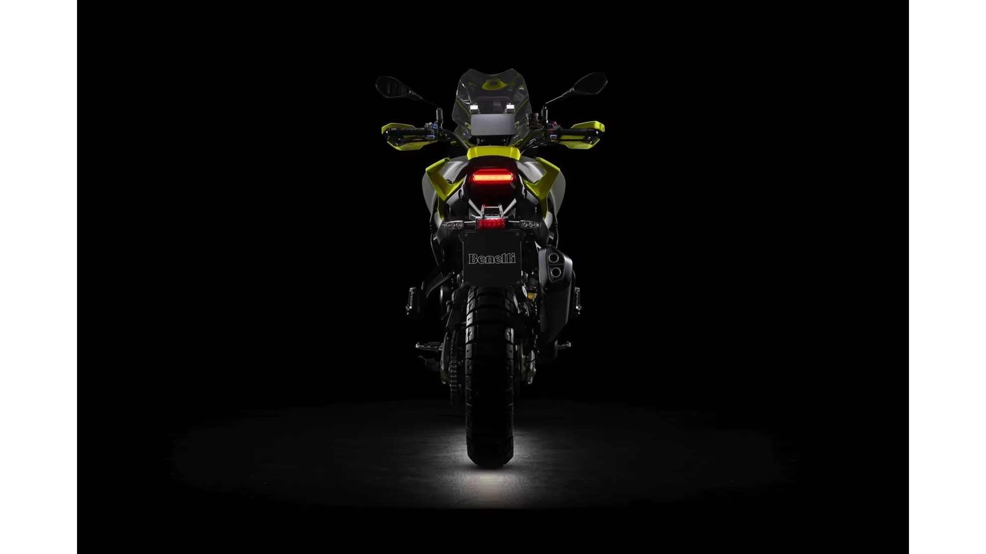 Benelli TRK 800 - Image 3 Benelli TRK 800 - Image 3