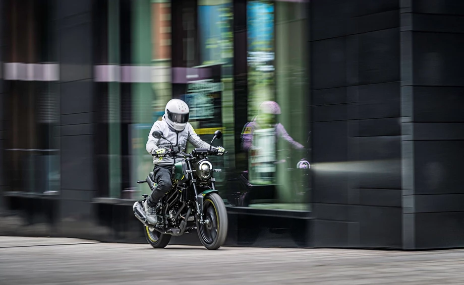 Benelli Leoncino 125 Bild 2: Benelli Leoncino 125