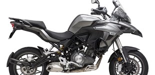 CFMOTO 650 MT 2023 vs Benelli TRK 502 2023