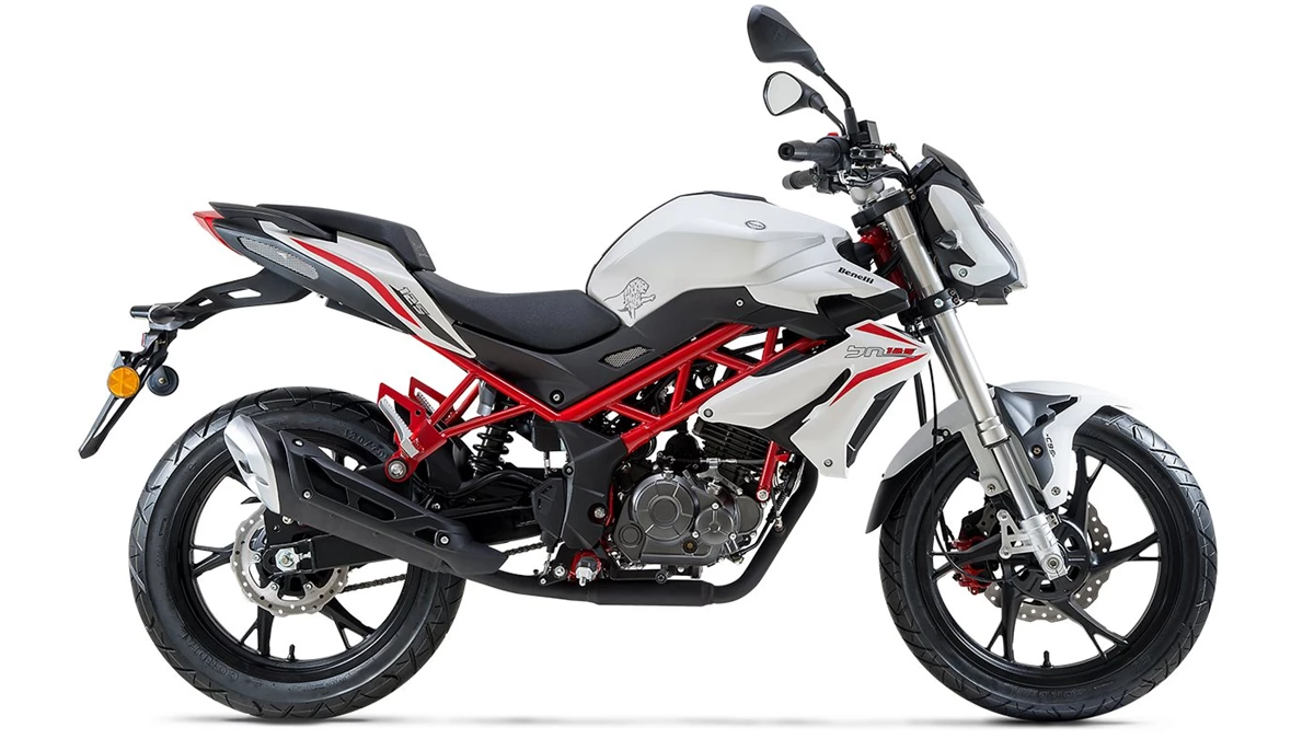 Benelli BN 125 Bild 4: Benelli BN 125