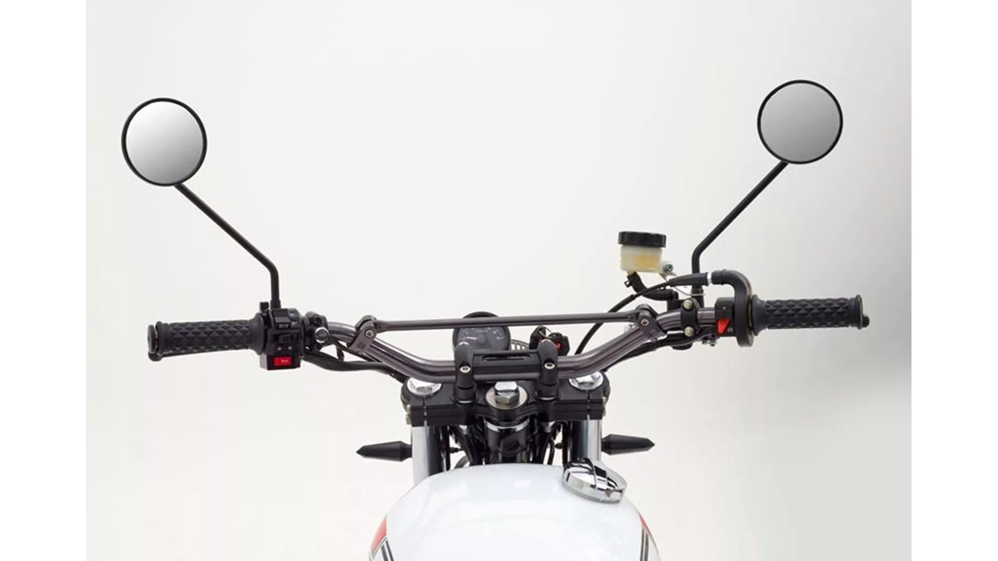 Mash X-Ride 650 - Image 2 Mash X-Ride 650 - Image 2