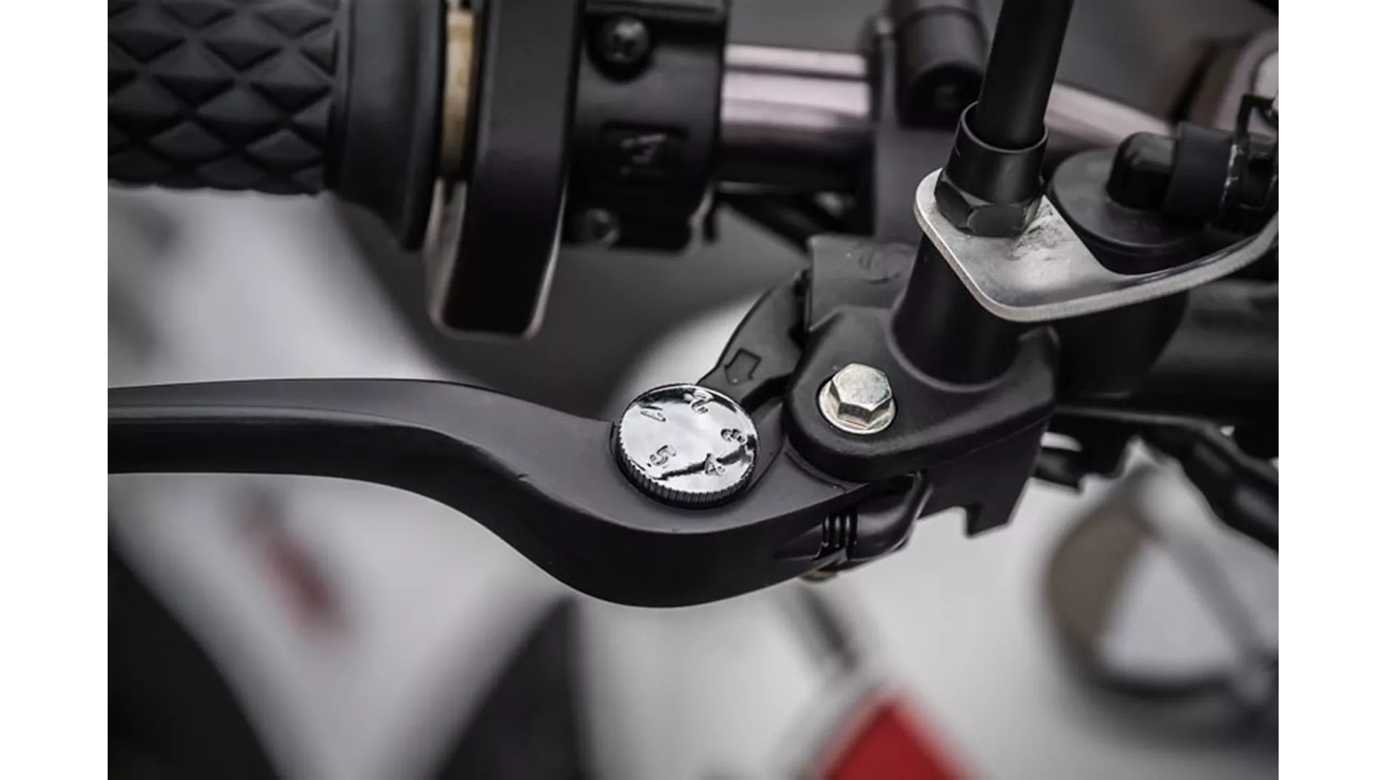 Mash X-Ride 650 - Image 6 Mash X-Ride 650 - Image 6