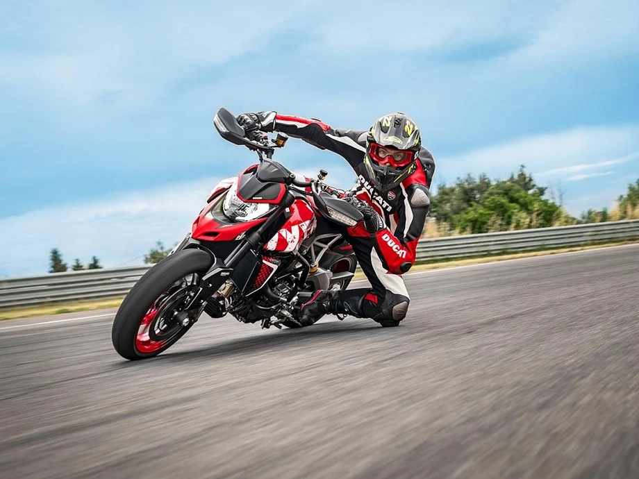 Ducati Hypermotard 950 RVE Bild 4: Ducati Hypermotard 950 RVE