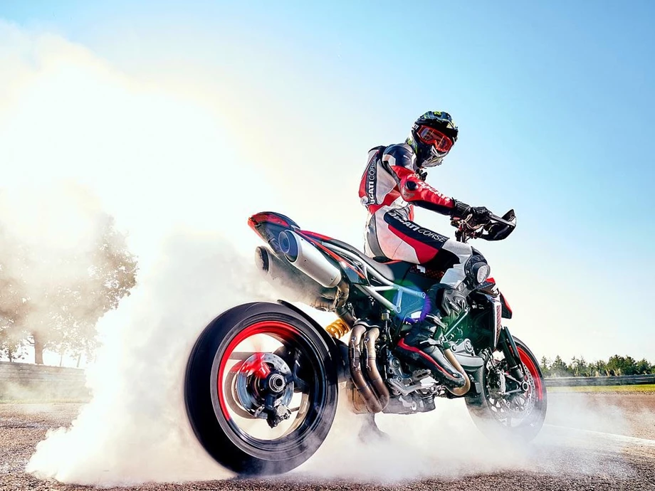 Ducati Hypermotard 950 RVE Bild 6: Ducati Hypermotard 950 RVE