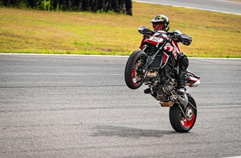 Ducati Hypermotard 950 RVE 2023 - Bild 9 Ducati Hypermotard 950 RVE 2023 - Bild 9