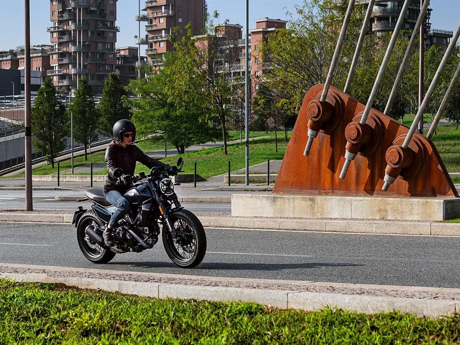 Ducati Scrambler Nightshift Bild 13: Ducati Scrambler Nightshift