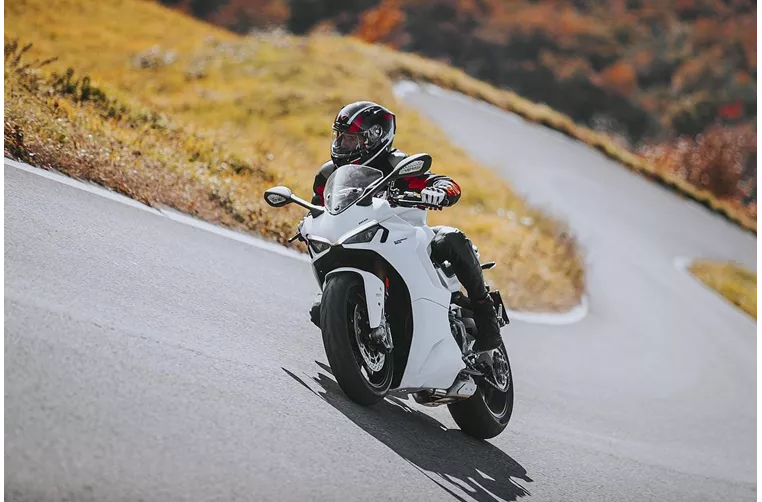 Ducati SuperSport 950 S 2023