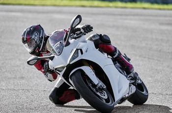 Ducati SuperSport 950 S 2023 - Bild 18 Ducati SuperSport 950 S 2023 - Bild 18