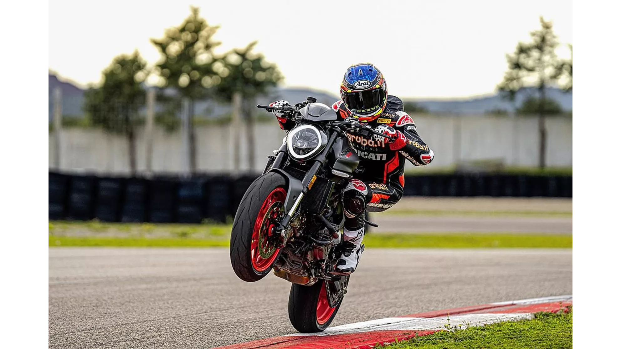 Ducati Monster + - Obrázok 15 Ducati Monster + - Obrázok 15