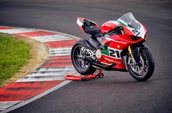 Ducati Panigale V2 Bayliss 1st Championship 20th Anniversary 2023 - Bild 8 Ducati Panigale V2 Bayliss 1st Championship 20th Anniversary 2023 - Bild 8