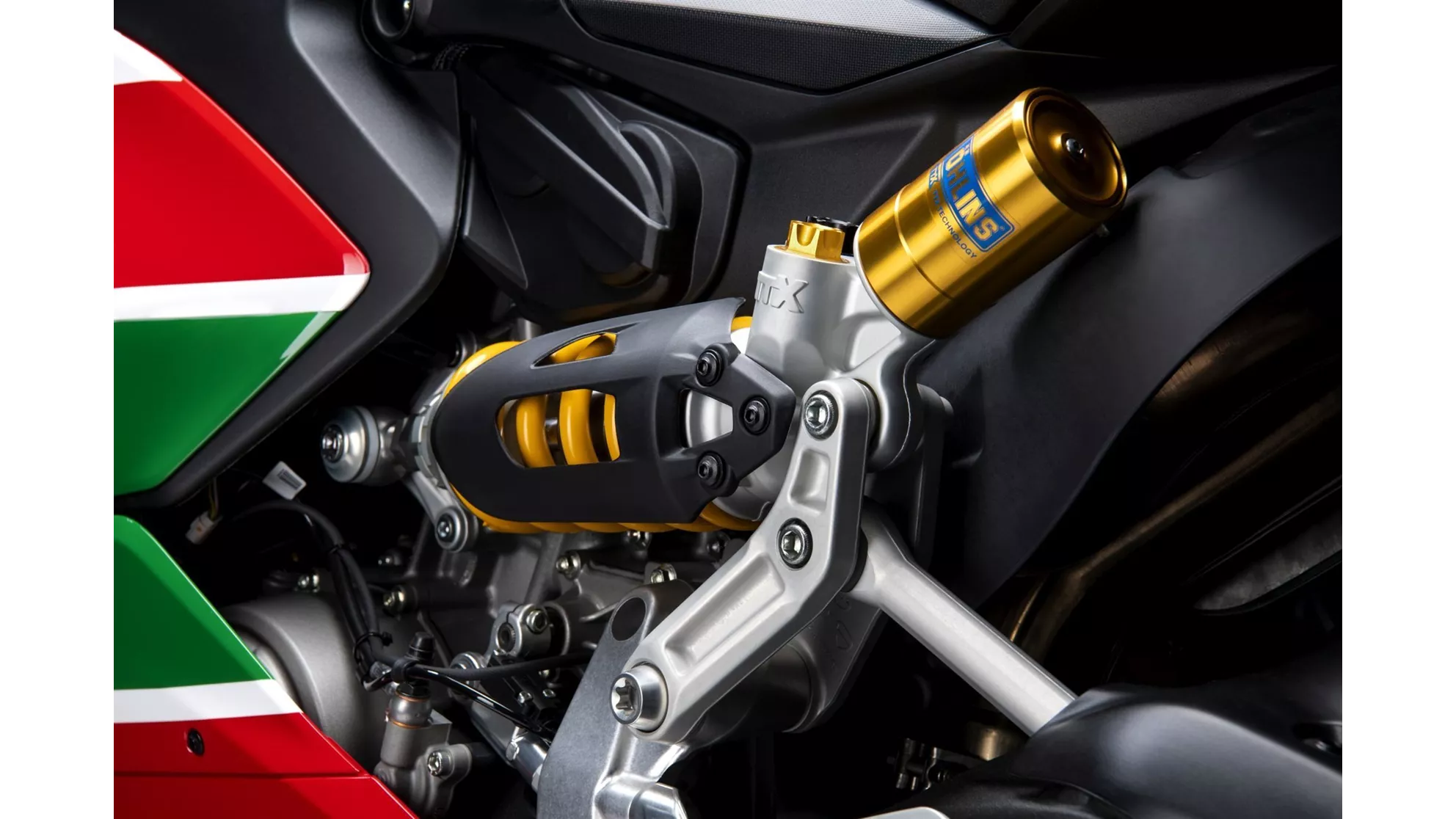 Ducati Panigale V2 Bayliss 1st Championship 20th Anniversary - Image 15 Ducati Panigale V2 Bayliss 1st Championship 20th Anniversary - Image 15