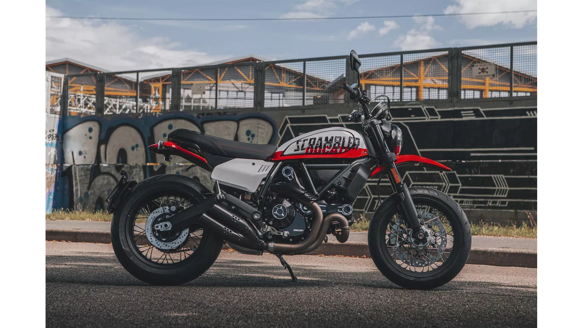 Ducati Scrambler Urban Motard - Image 4 Ducati Scrambler Urban Motard - Image 4