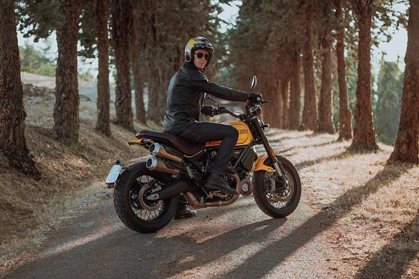Ducati Scrambler 1100 Tribute PRO () - Bild 9