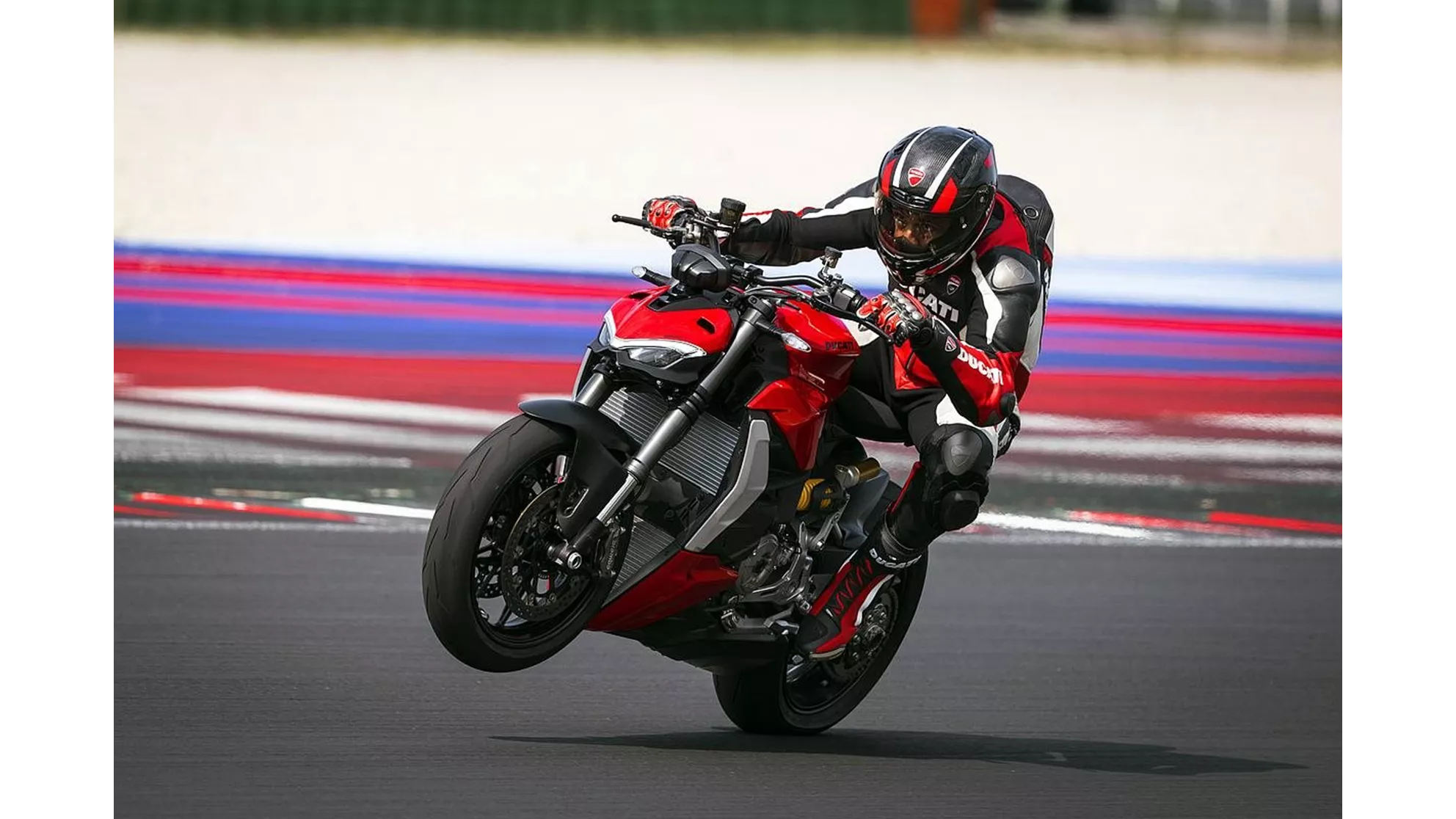 Ducati Streetfighter V2 - Image 11 Ducati Streetfighter V2 - Image 11