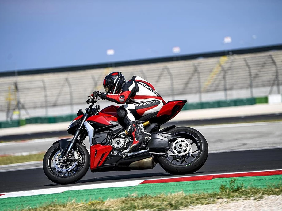 Ducati Streetfighter V2 Bild 15: Ducati Streetfighter V2