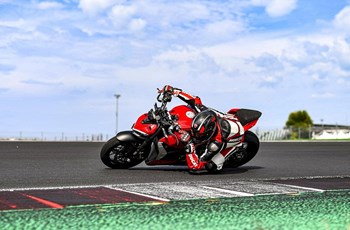 Ducati Streetfighter V2 2023 - Bild 17 Ducati Streetfighter V2 2023 - Bild 17