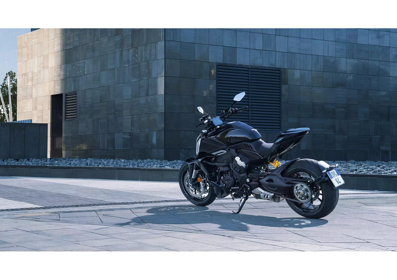 Ducati Diavel V4 2023