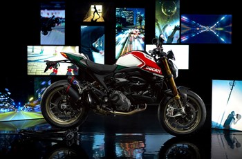 Ducati Monster 30° Anniversario 2023 - Bild 8 Ducati Monster 30° Anniversario 2023 - Bild 8