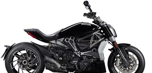 Ducati XDiavel S 2023 vs Triumph Rocket 3 R Black 2021