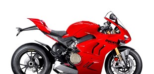 Ducati Panigale V4 2020 vs Ducati Panigale V4 S 2023