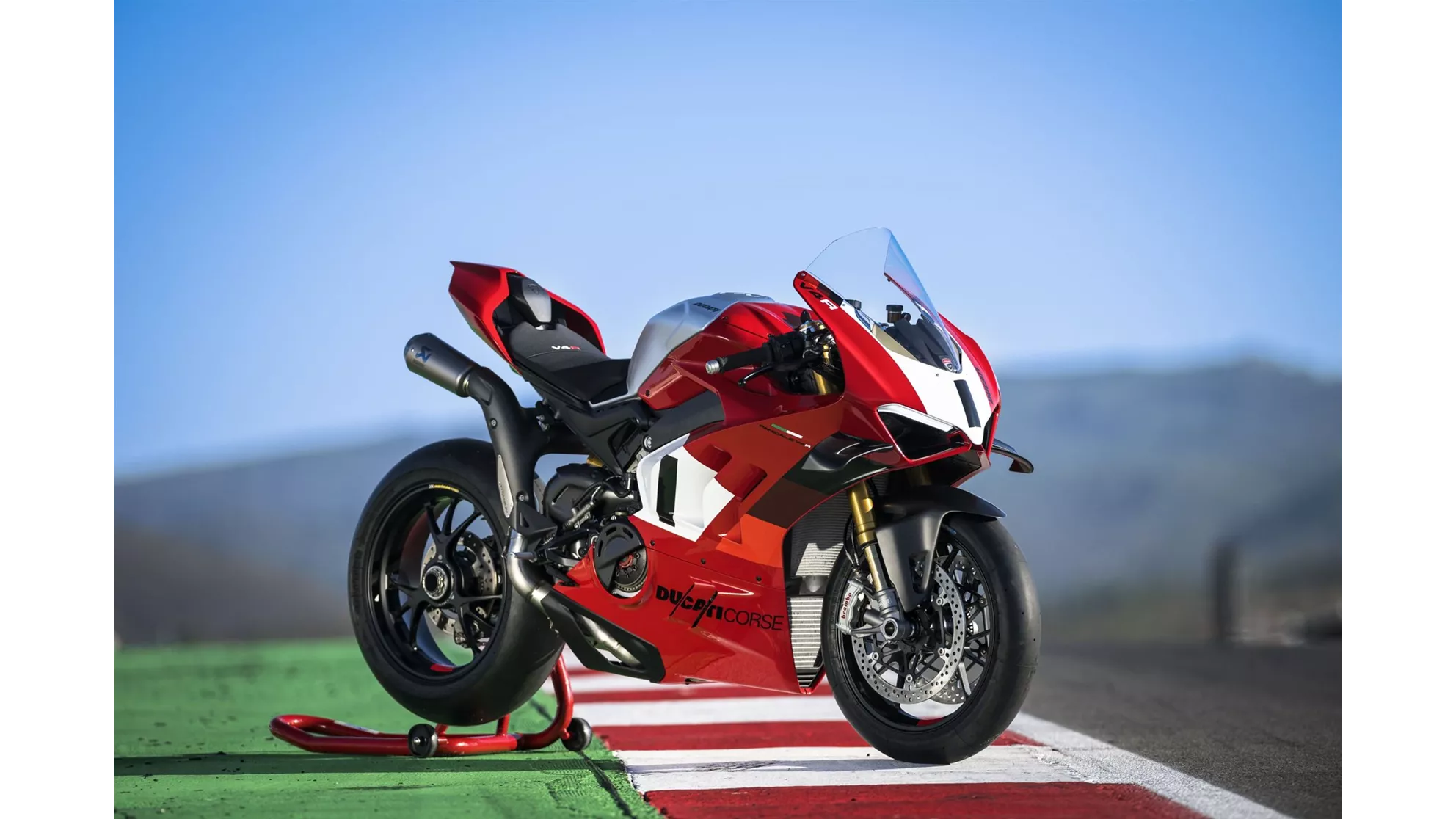 Ducati Panigale V4 R - Image 10 Ducati Panigale V4 R - Image 10