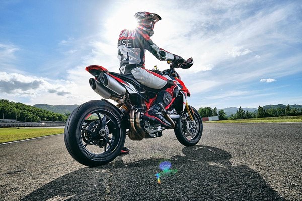 Ducati Hypermotard 950 SP () - Bild 10