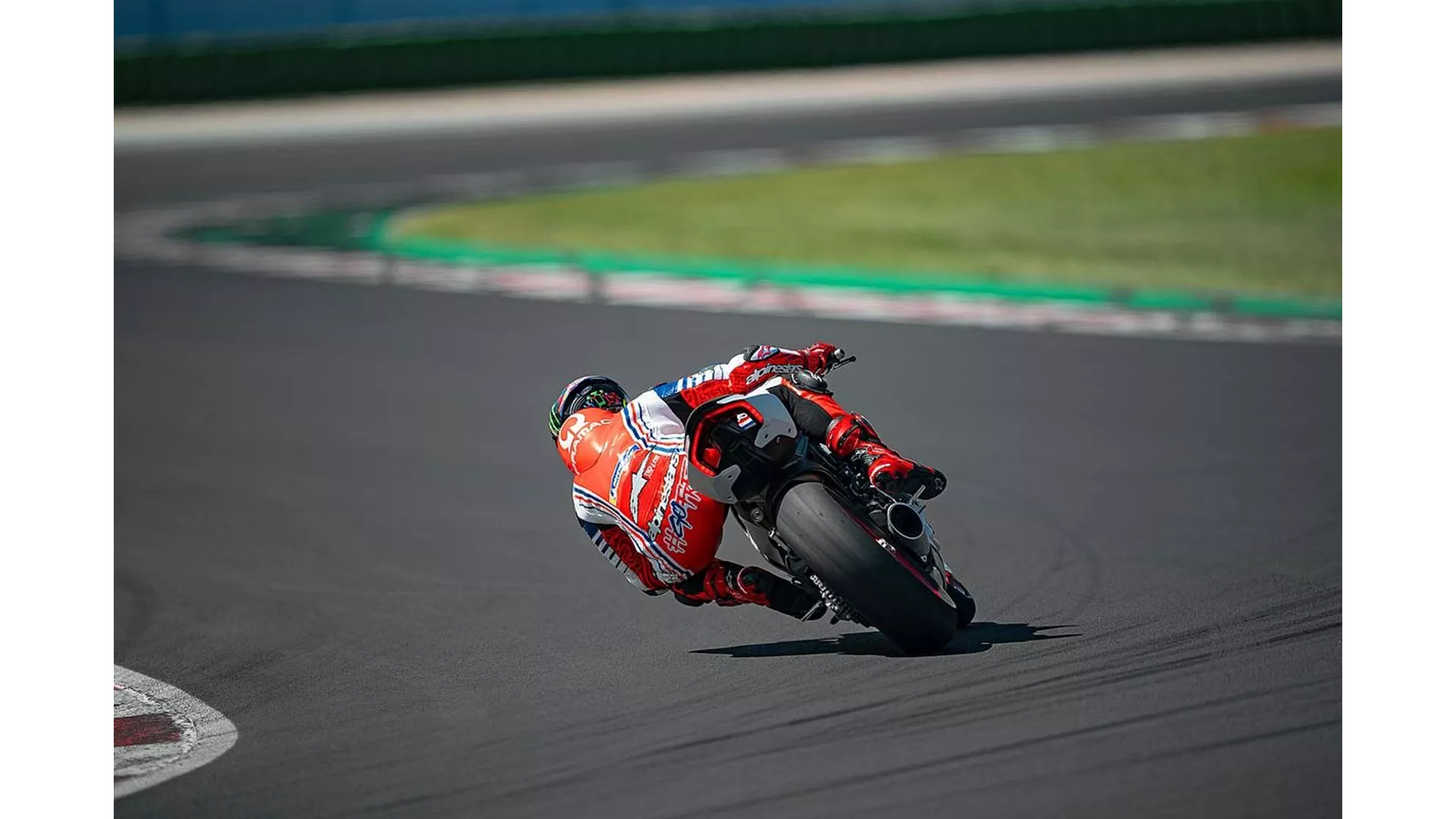 Ducati Panigale V2 - Image 17 Ducati Panigale V2 - Image 17