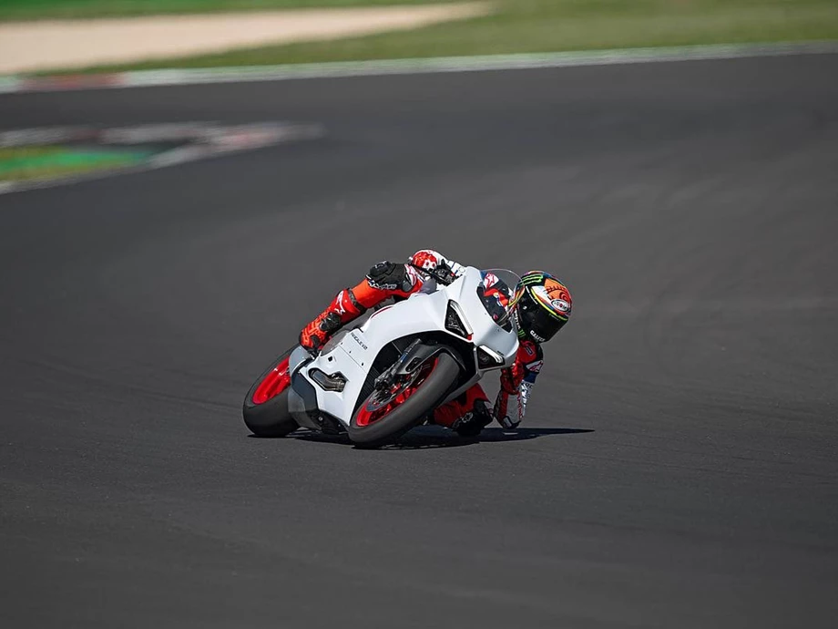 Ducati Panigale V2 Bild 20: Ducati Panigale V2