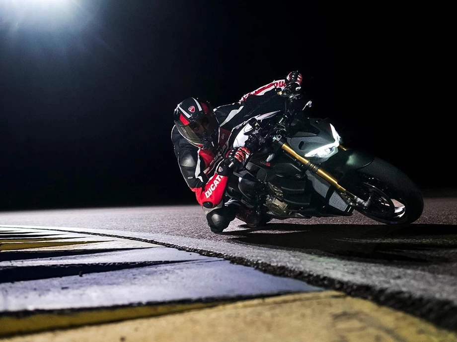 Ducati Streetfighter V4 S Bild 15: Ducati Streetfighter V4 S