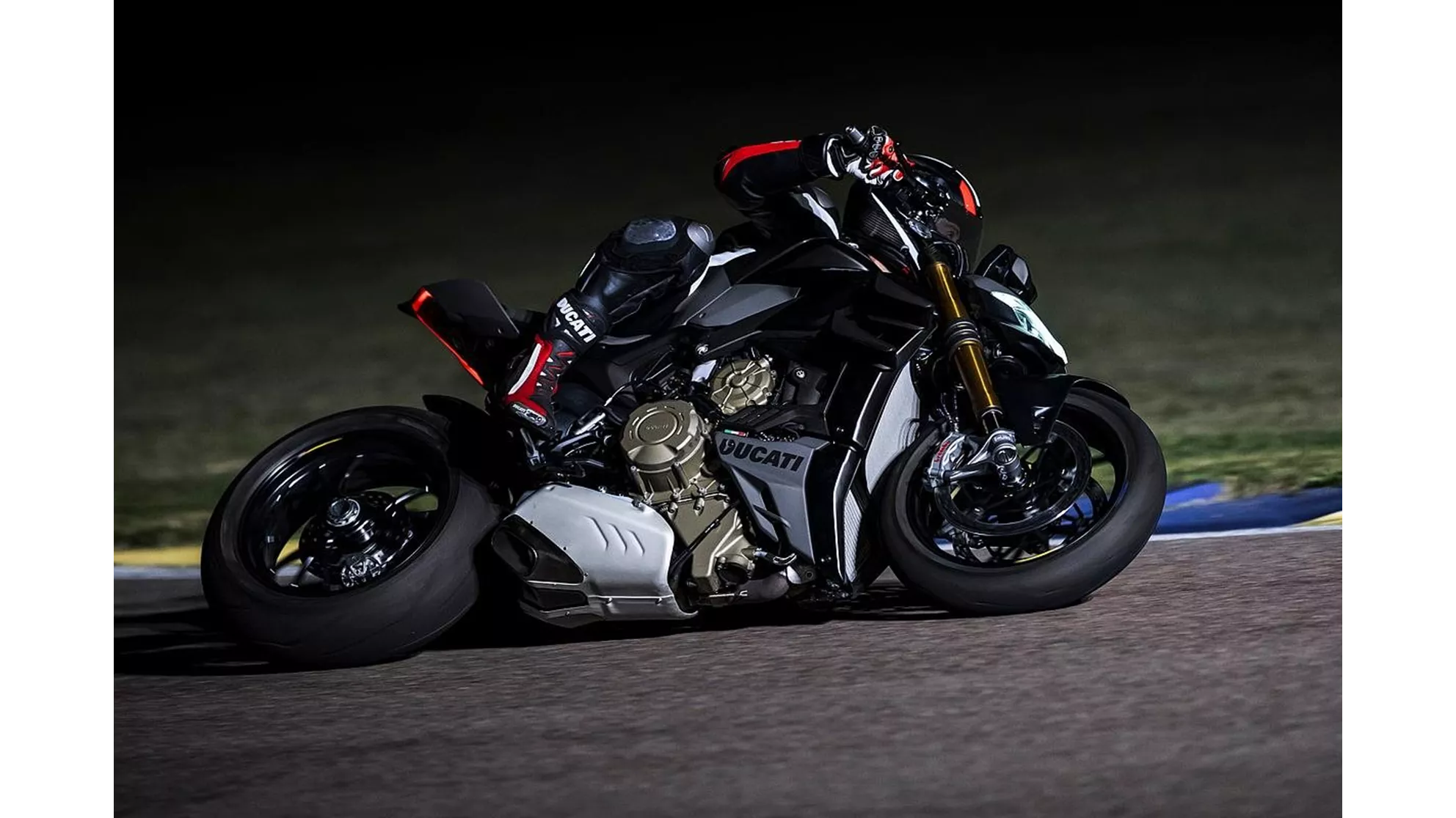 Ducati Streetfighter V4 S - Image 14 Ducati Streetfighter V4 S - Image 14