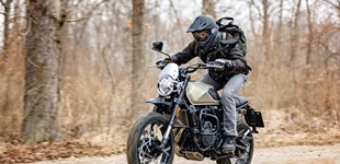 Husqvarna Vitpilen 701 2020 vs Brixton Crossfire 500XC 2023