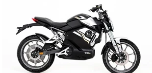 Super Soco TSx ECO 2023 vs Super Soco TS1200R 2019 Super Soco TSx ECO 2023 vs Super Soco TS1200R 2019
