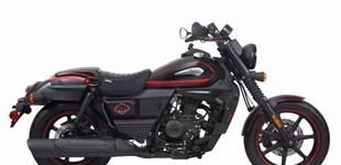 Motron Revolver 125 2023 vs United Motors UM Renegade Commando Vegas 125 2023