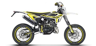 KTM 150 EXC TPI 2022 vs Beta RR 50 Motard Track 2023