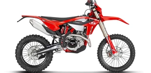 Husaberg FE 390 2011 vs Beta RR 350 4T 2023 Husaberg FE 390 2011 vs Beta RR 350 4T 2023