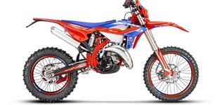 TM MX 125 2011 vs Beta RR 125 2T Racing 2023