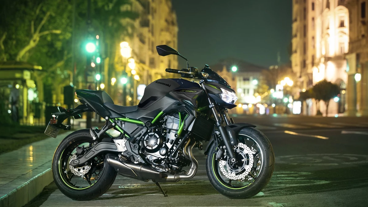 Kawasaki Z650 Bild 18: Kawasaki Z650