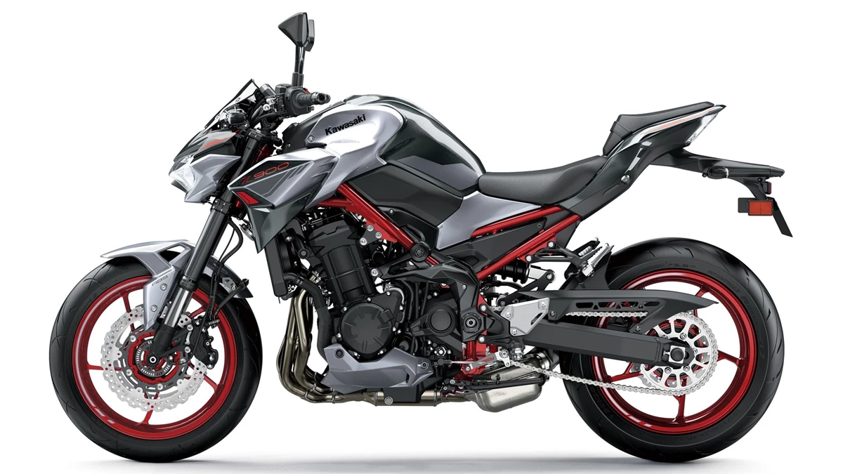 Kawasaki Z900 Bild 9: Kawasaki Z900