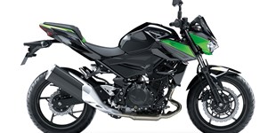 Kawasaki Z 400 2023 vs Kawasaki Ninja ZX-4RR 40th Anniversary Edition 2024