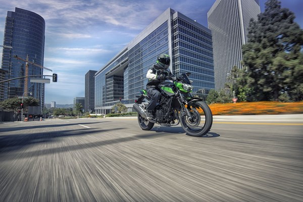 Kawasaki Z 400 () - Bild 2