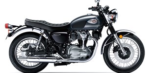 Kawasaki W 800 2023 vs Honda CMX500 Rebel 2023