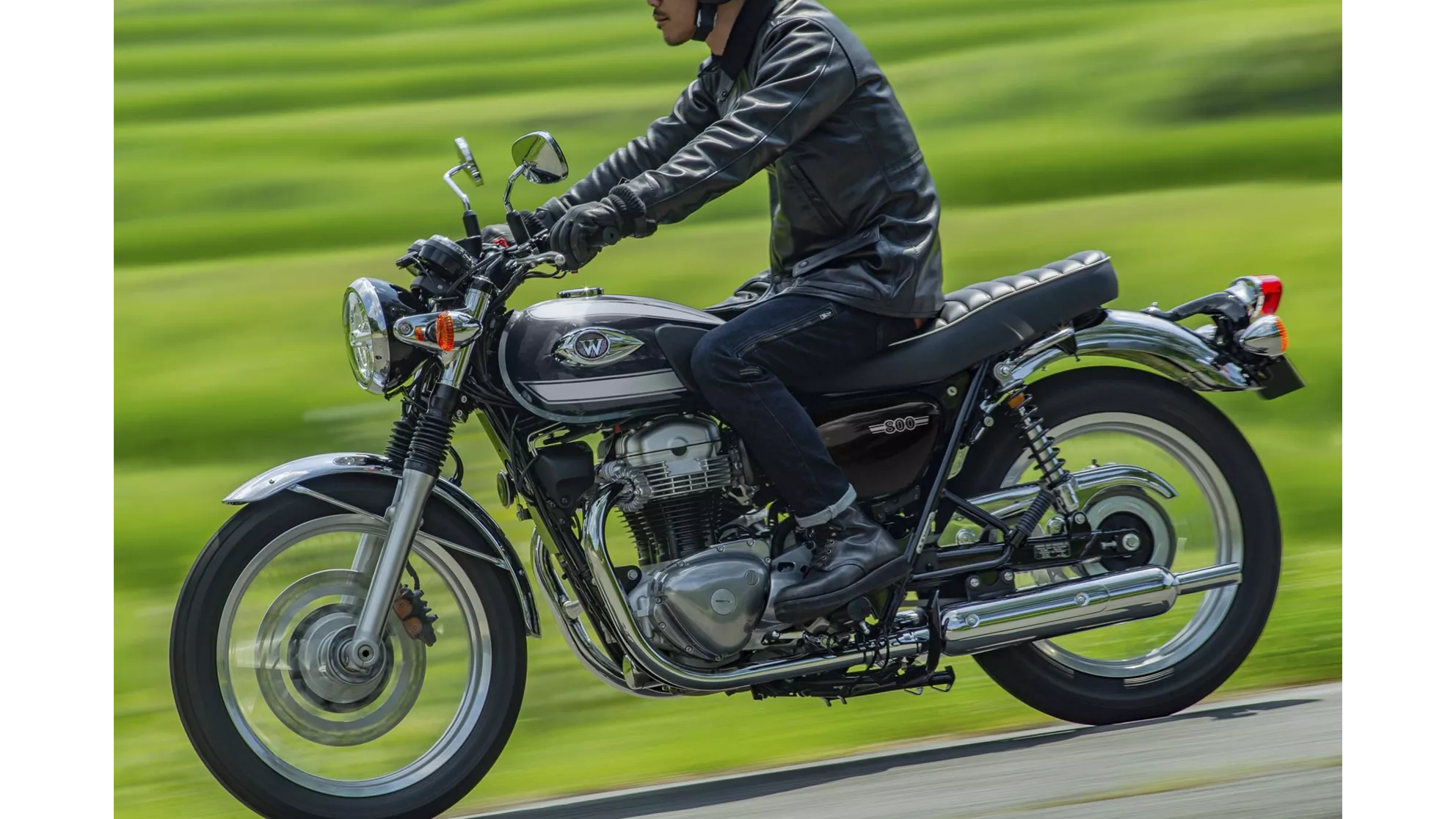 Kawasaki W800 - Image 2 Kawasaki W800 - Image 2