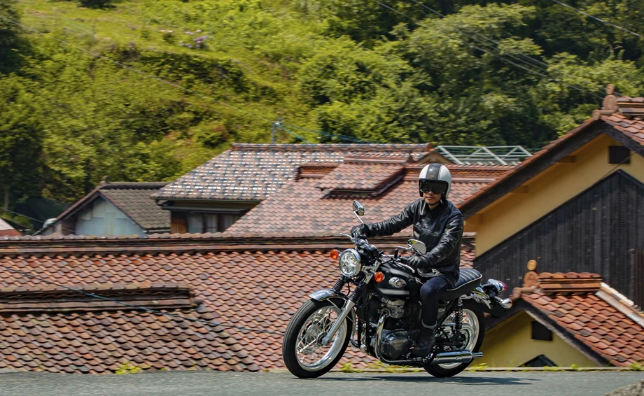 Kawasaki W800 Bild 10: Kawasaki W800