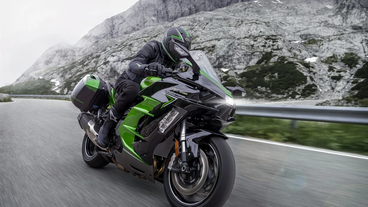 Kawasaki Ninja H2 SX SE Bild 24: Kawasaki Ninja H2 SX SE