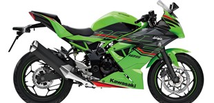 Beta RR Motard 125 4T LC 2022 vs Kawasaki Ninja 125 2023