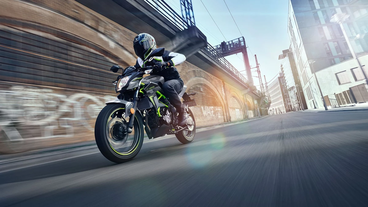 Kawasaki Z125 Bild 13: Kawasaki Z125